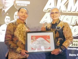 ea69abff3aaf26adce1daa0399f324ac3d65d32a8f4cc6fd34a94d325ab77f3c.0